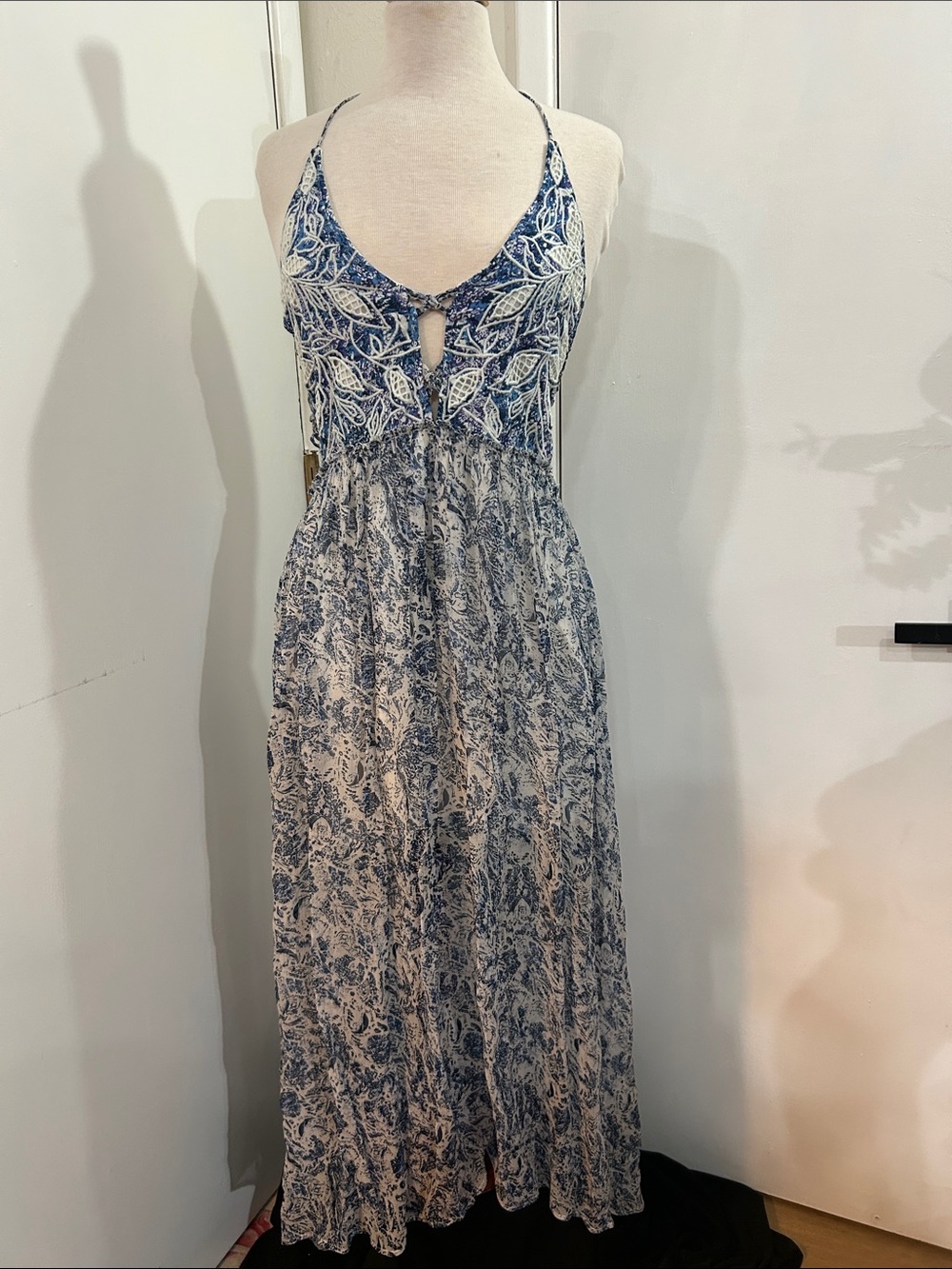 Gypsy Los Angeles Blue and White Printed Spaghetti-Strap Maxi Dress